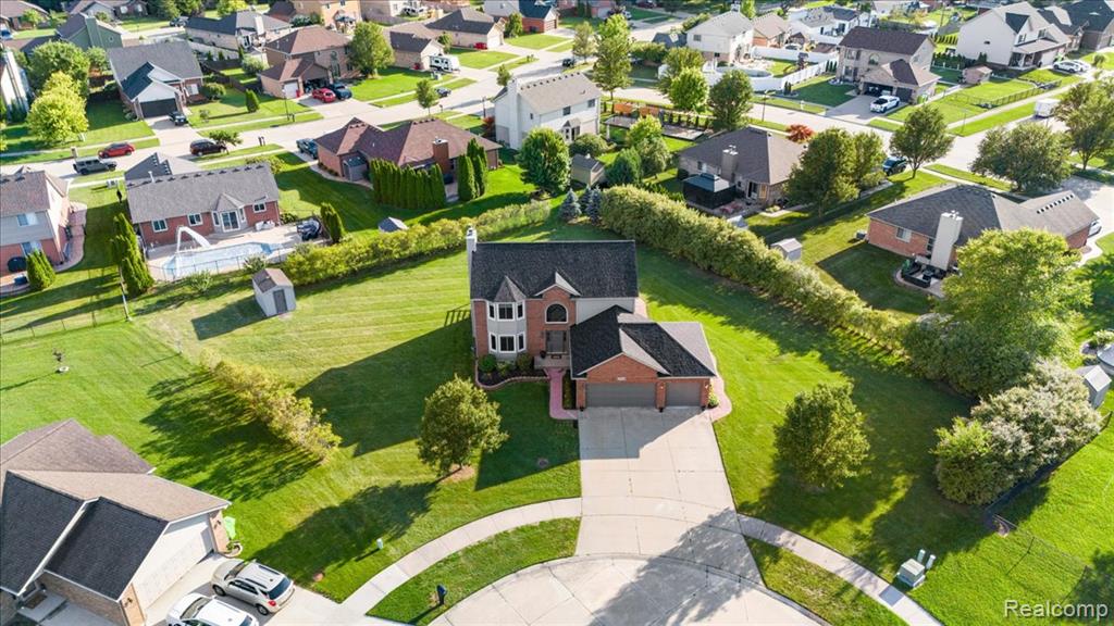 45299 Debbie Court, Macomb, MI 48042 — Photo 2