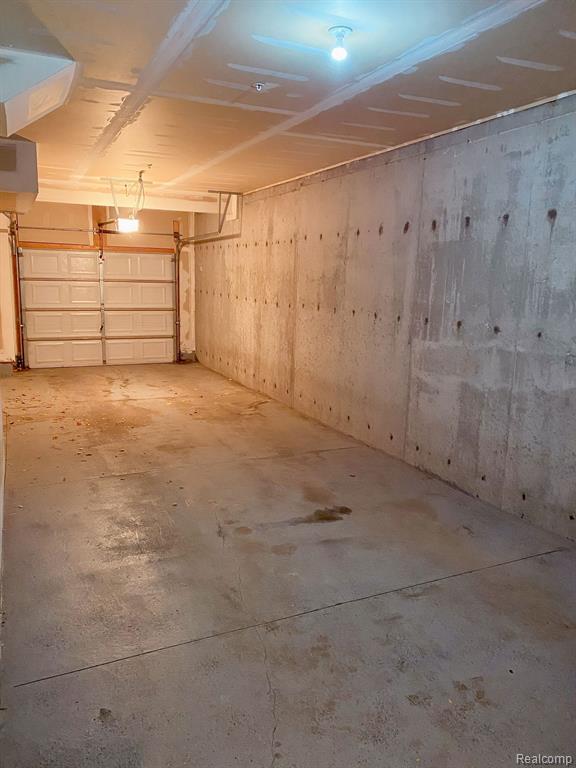 608 LEWIS Street, Birmingham, MI 48009 — Photo 38