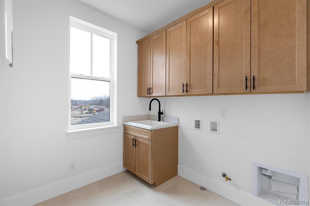 412 S Center Street, Northville, MI 48167 — Photo 15