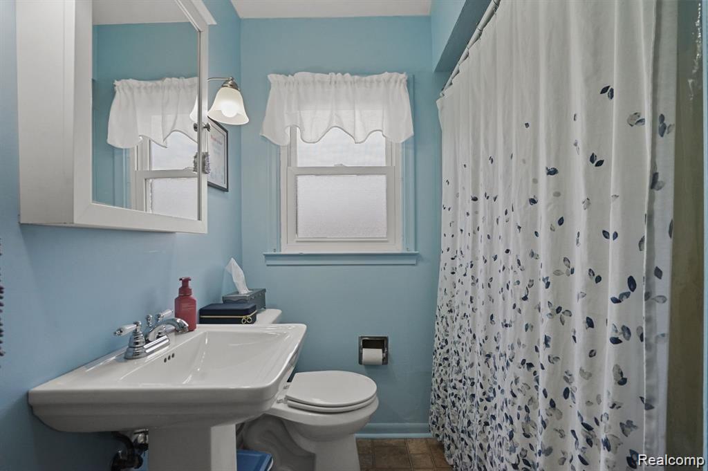 4865 Clarkston Road, Clarkston, MI 48348 — Photo 12