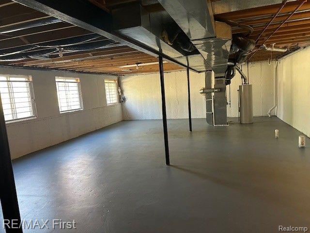 23636 MCCORT Drive, Flat Rock, MI 48134 — Photo 18