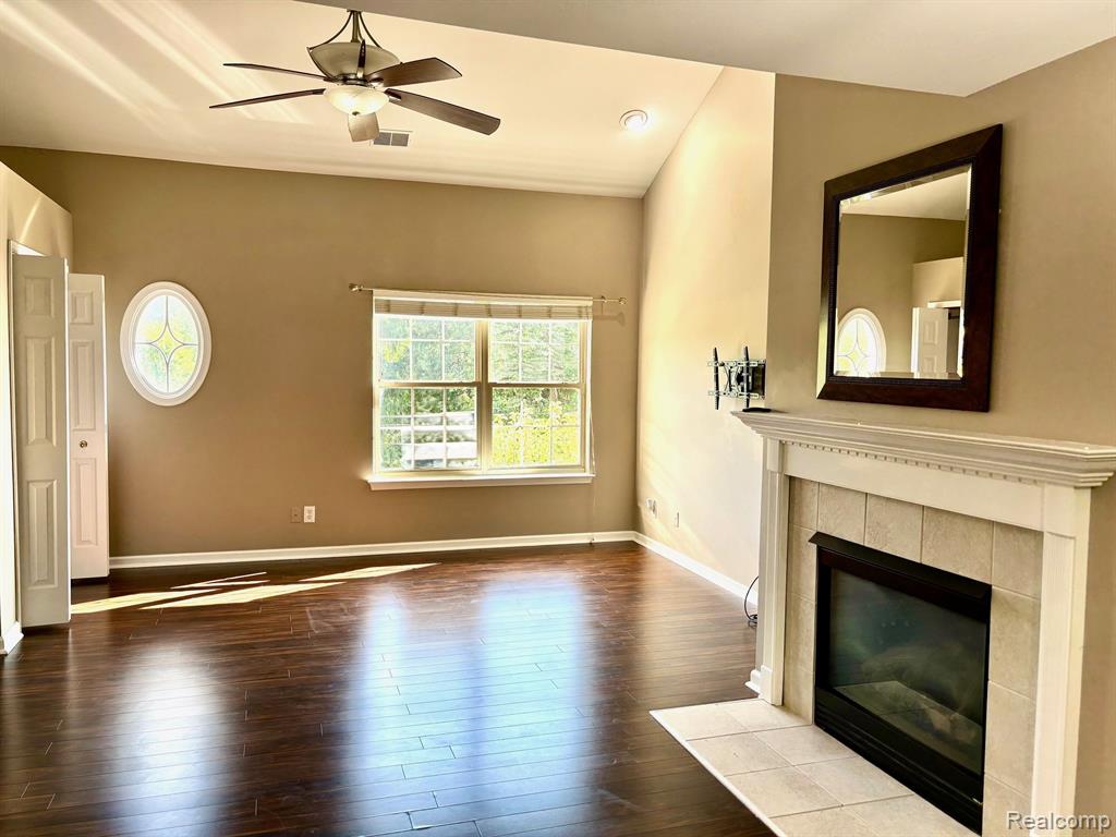 697 RIVER PARK VILLAGE Boulevard, Northville, MI 48167 — Photo 2