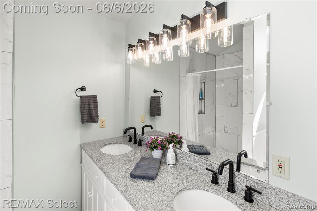 2288 Lost Creek Drive, Flushing, MI 48433 — Photo 27