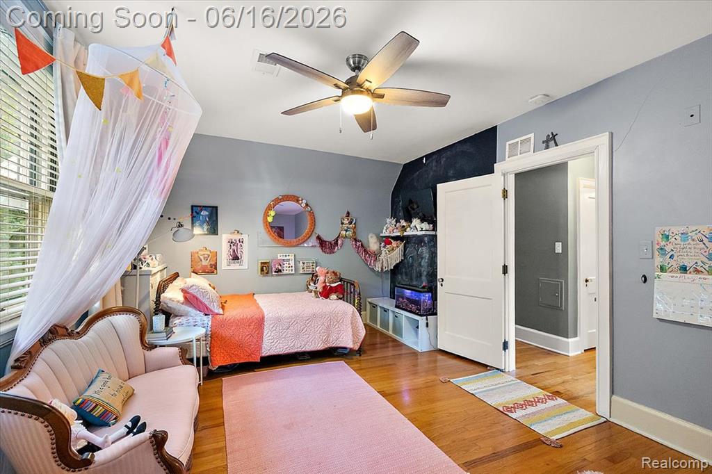 31505 Kennoway Court, Beverly Hills, MI 48025 — Photo 37