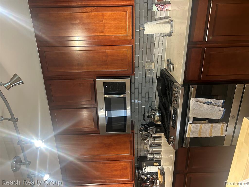 2512 Woodward, Detroit, MI 48201 — Photo 6