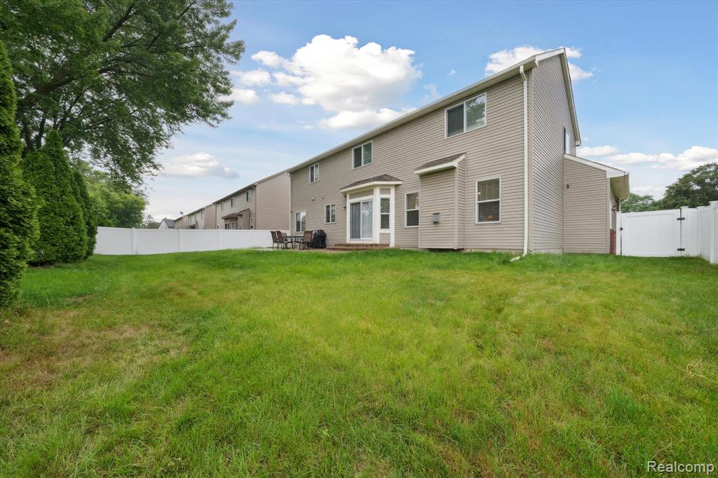 4976 Saddle Brook Court, Troy, MI 48085 — Photo 49