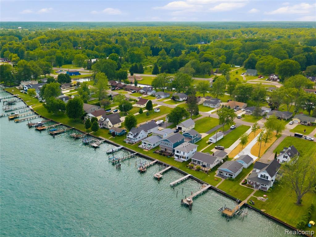 5557 Pointe Dr. Drive, East China, MI — Photo 33
