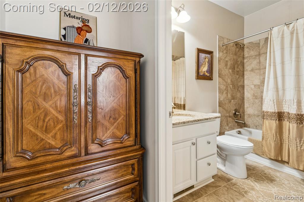 9431 Pine Valley Drive, Grand Blanc, MI, 48439