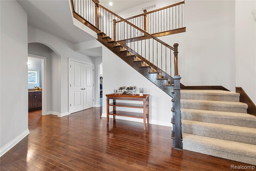 801 Watersmeet Drive, Oxford, MI 48371 — Photo 16