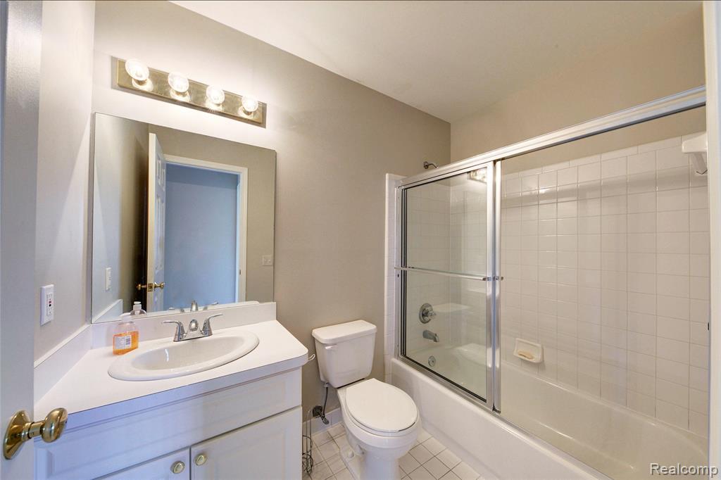 1913 Pebble Creek Drive, Canton, MI 48188 — Photo 25