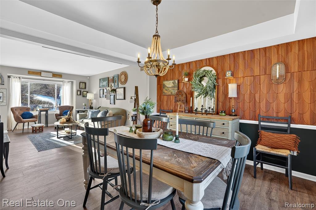 564 Dorchester Way, Milford, MI 48381 — Photo 10