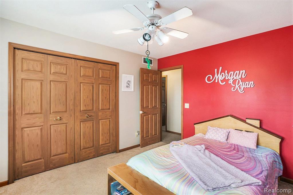 6084 Chatham Court, Grand Blanc, MI 48439 — Photo 25