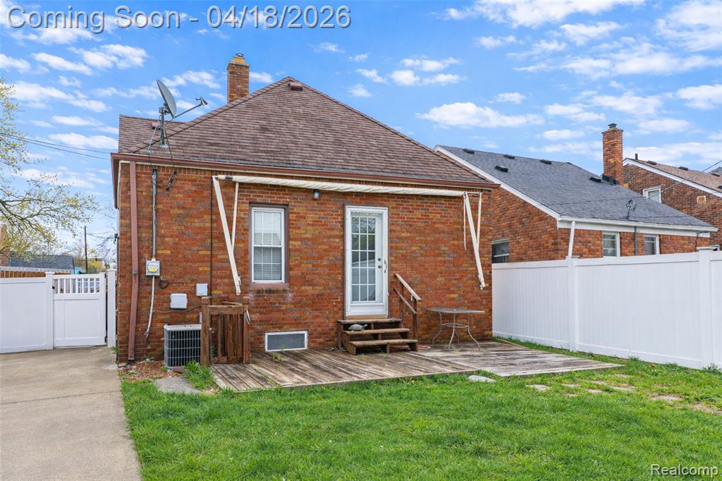 2446 22nd Street, Wyandotte, MI 48192 — Photo 36