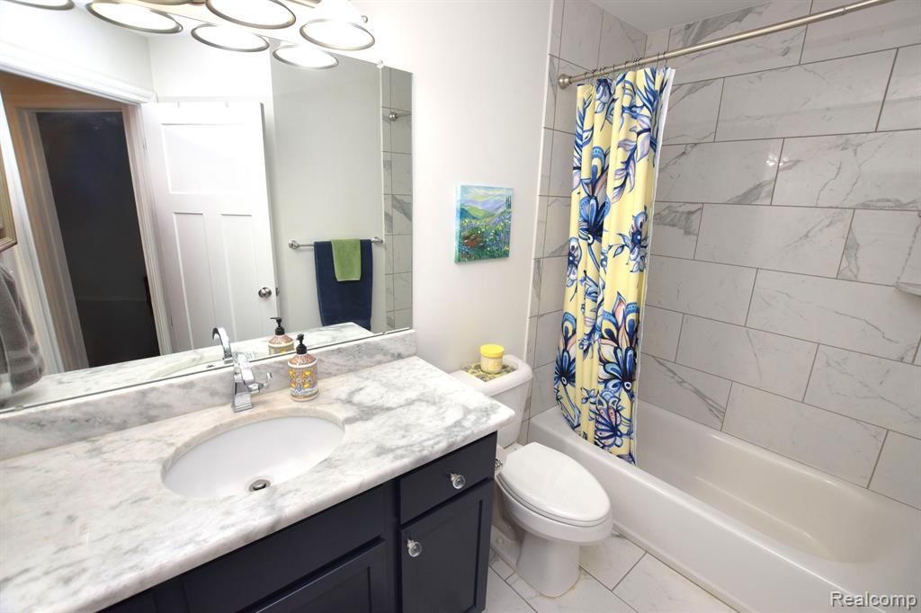 9466 HERITAGE, Goodrich Vlg, MI — Photo 12