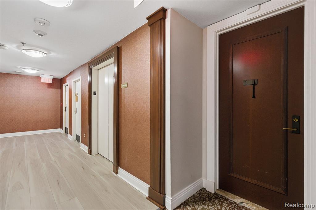 1001 W Jefferson Avenue - Photo 5