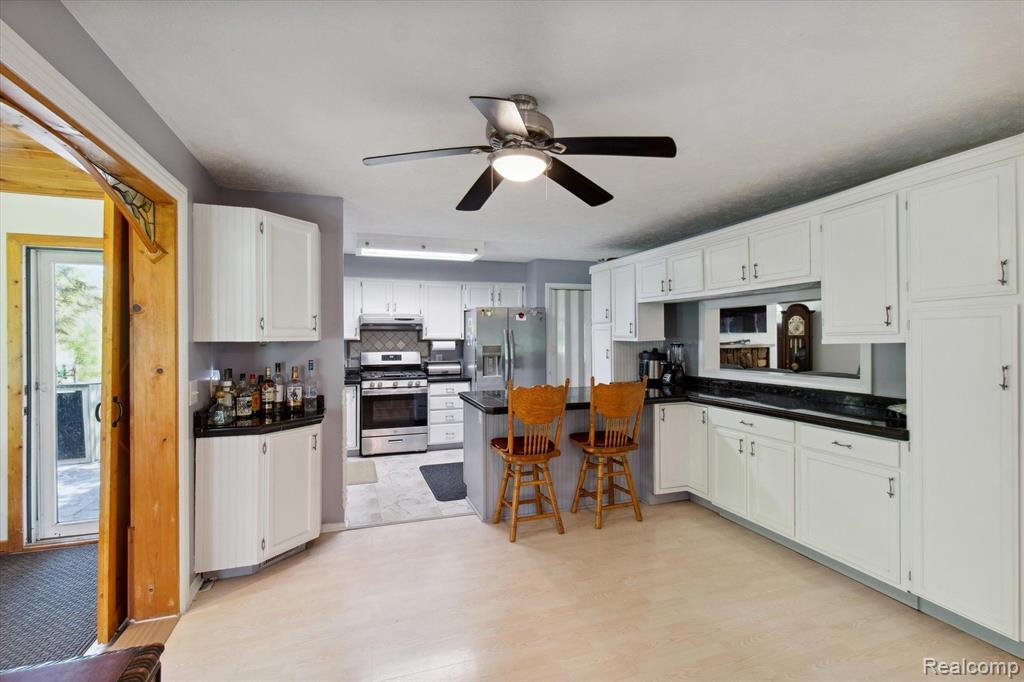 898 ROWLAND Road, Leonard, MI 48367 — Photo 18