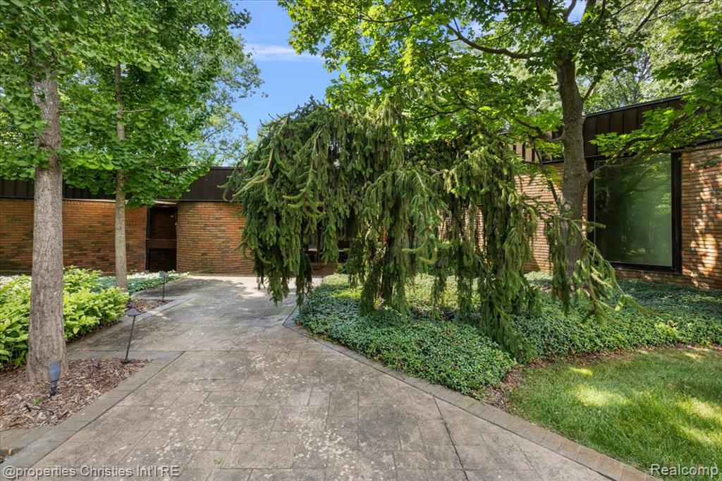 4647 Private Lake Drive, Bloomfield Hills, MI 48301 — Photo 3