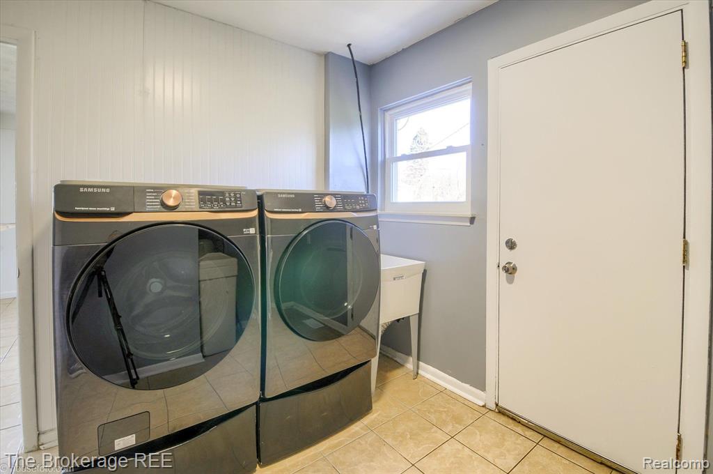4912 SUNDALE Drive, Clarkston, MI — Photo 33