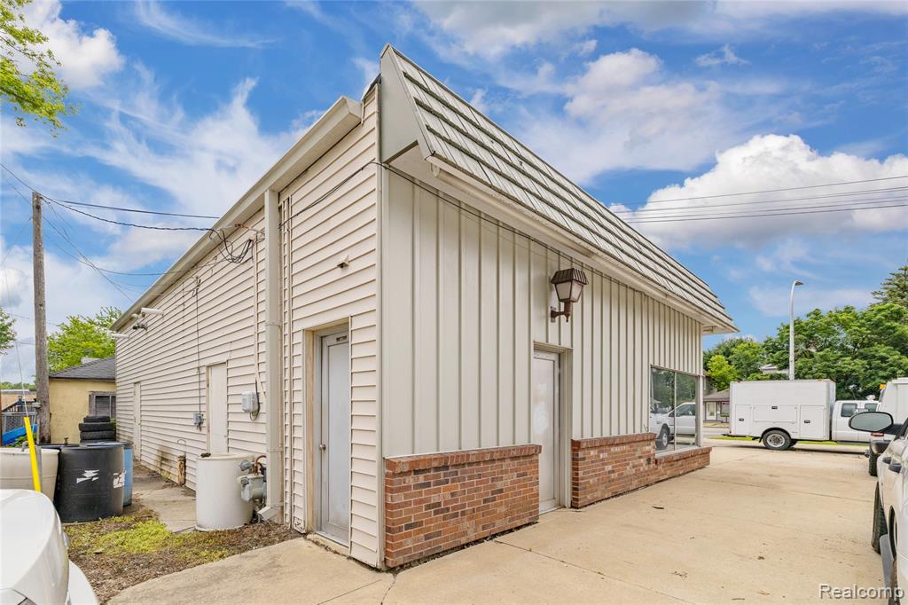 501 Broadway Street, Marine, MI — Photo 8