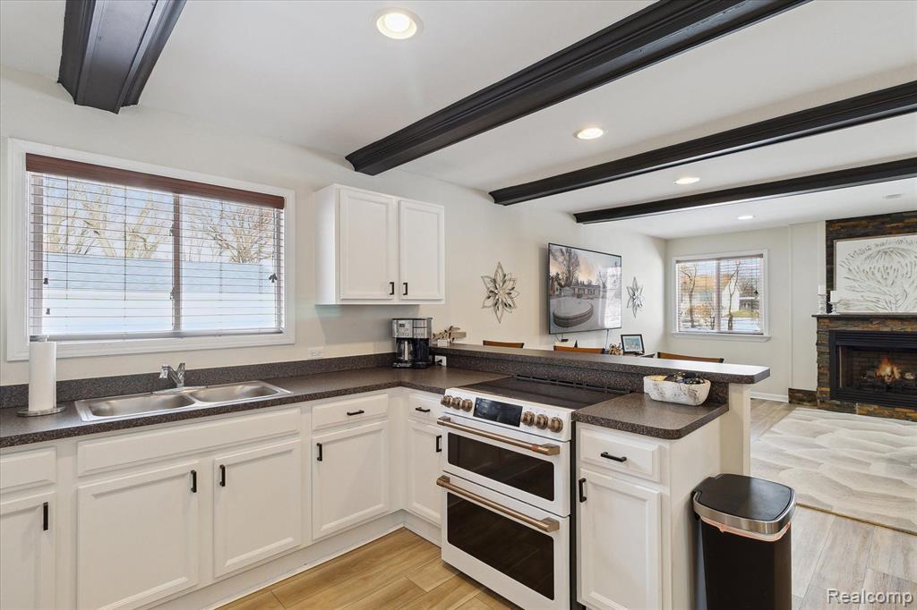 50770 Gravel Ridge, Shelby Twp, MI 48317 — Photo 13