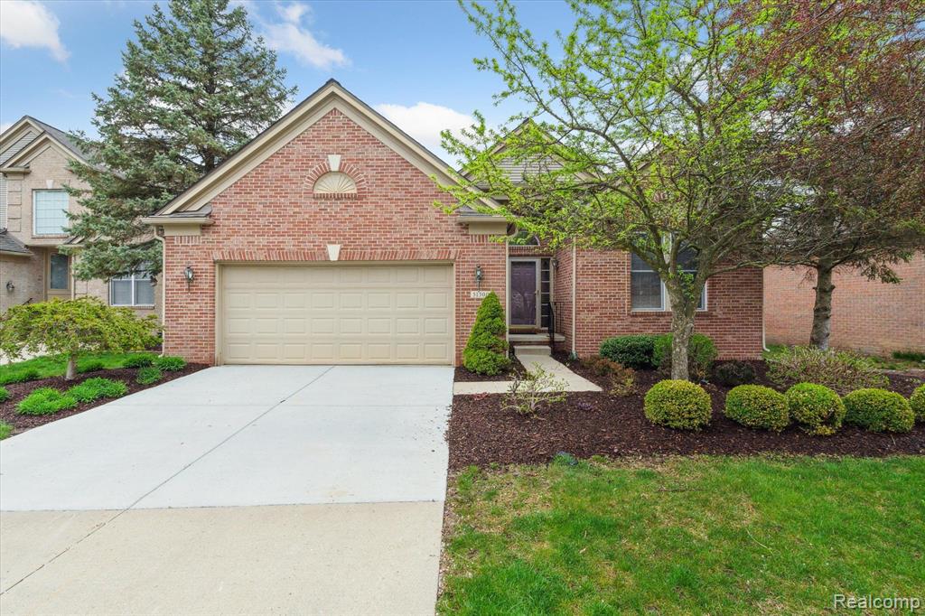 51300 NORTHVIEW, Plymouth, MI 48170 — front exterior