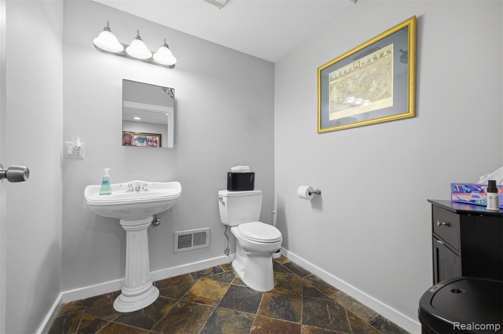 621 S Main Street, Plymouth, MI 48170 — Photo 26