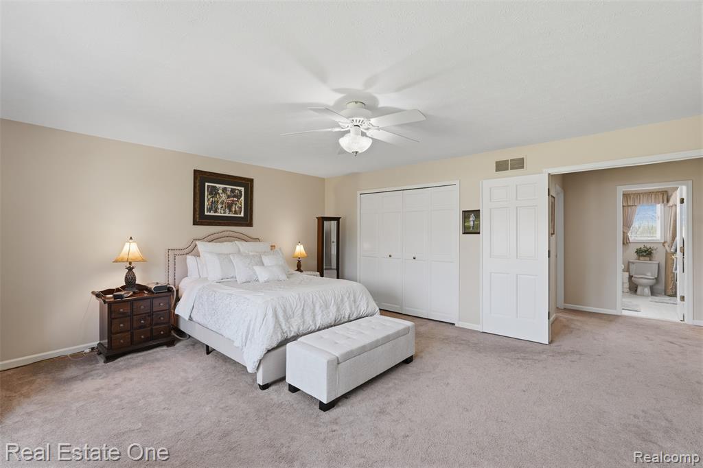 6514 Mountview Court, Brighton, MI 48116 — Photo 20