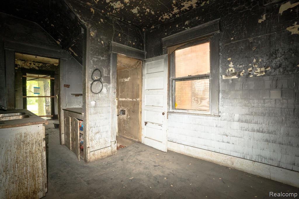 537 Rosedale Court, Detroit, MI 48202 — Photo 41