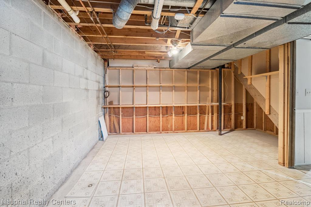 12387 Cedar Drive, Shelby Twp, MI 48315 — Photo 20