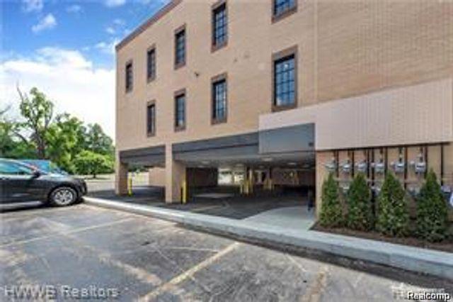 804 N MAIN Street, Rochester, MI 48307 — Photo 46