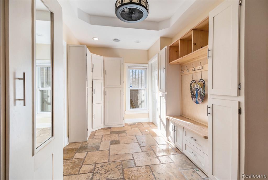 66 E Shore Drive, Whitmore Lake, MI 48189 — Photo 17