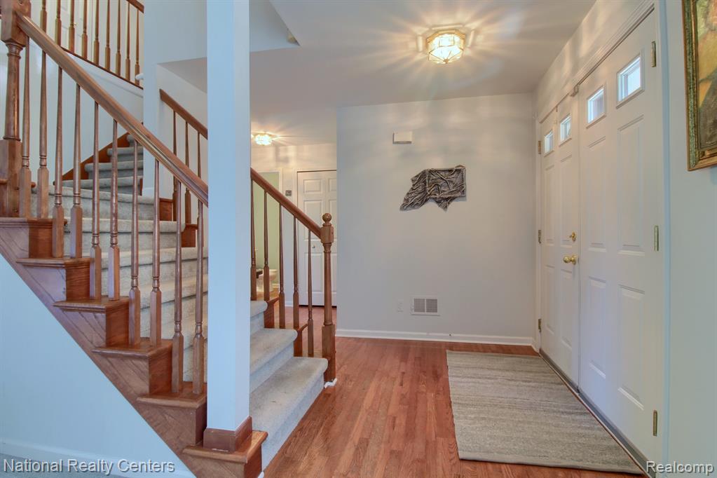 40630 Brecken Ridge Lane, Plymouth, MI 48170 — Photo 5