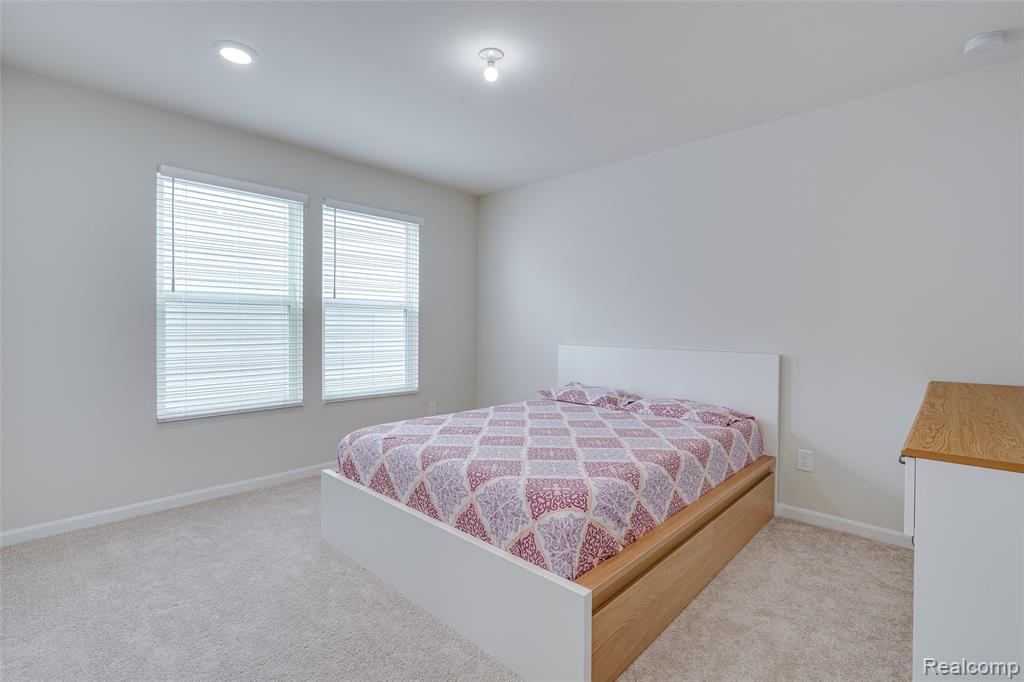 4568 Paradise Parkway, Milford, MI 48381 — Photo 40