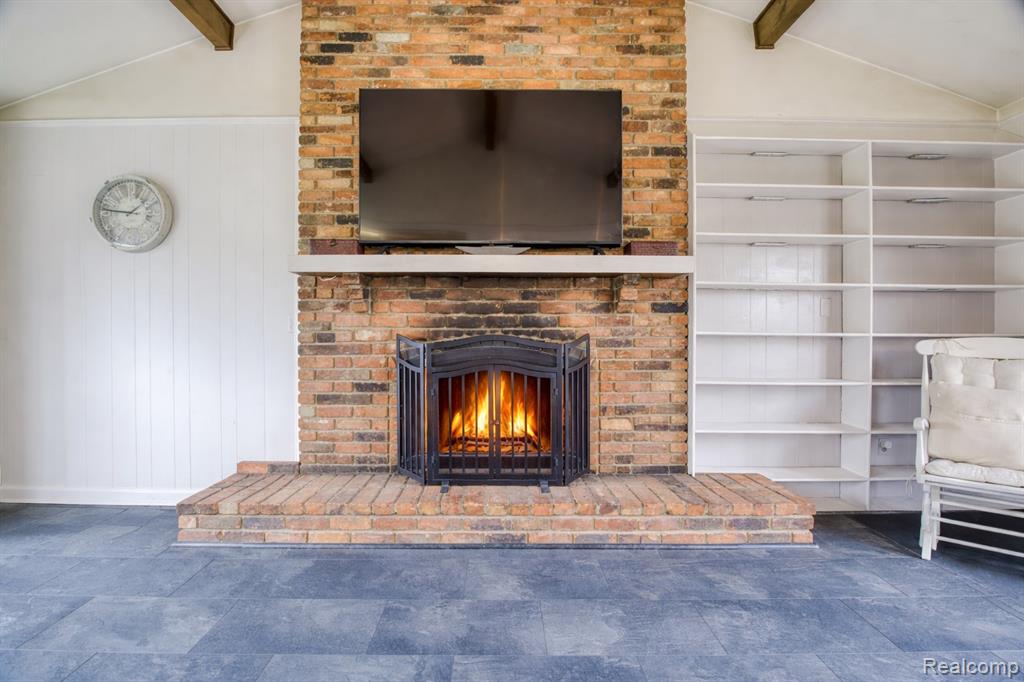 41862 Baintree Circle, Northville, MI 48168 — Photo 4