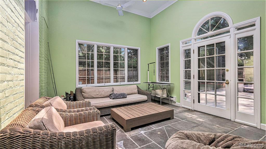 97 TOURAINE Road, Grosse Pointe Farms, MI 48236 — Photo 23