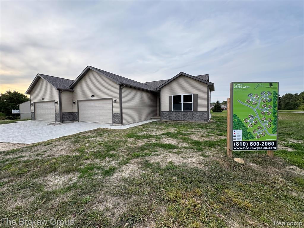 3369 Meadowridge Court, Davison, MI 48423 — Photo 4