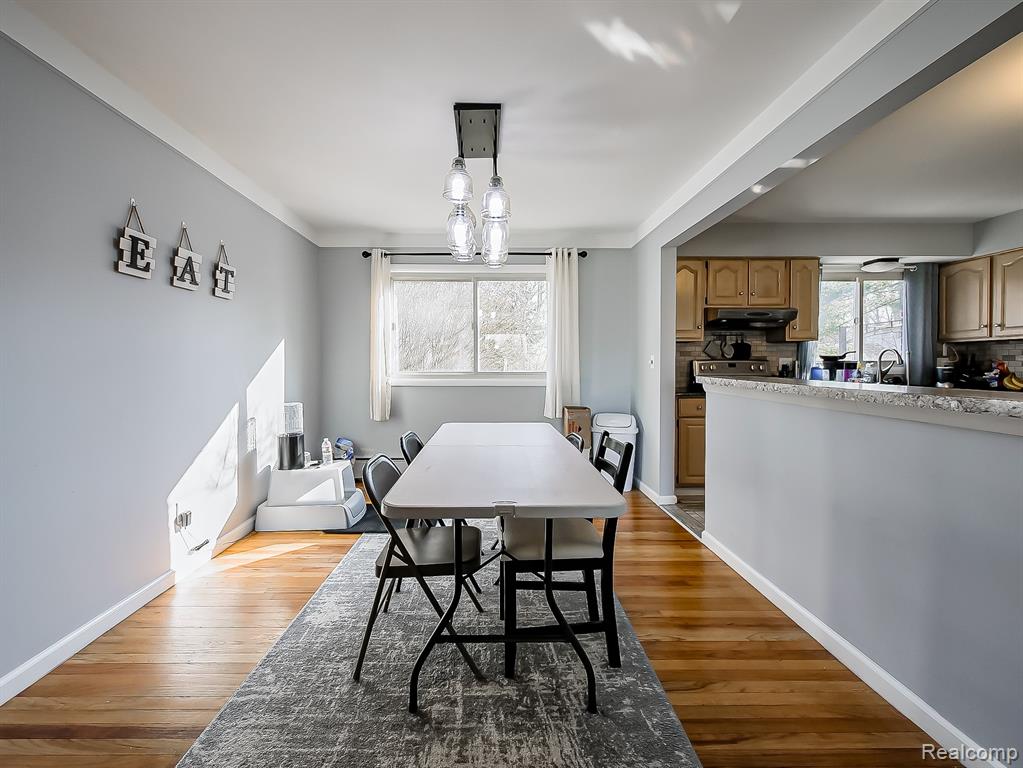 15958 Shadyside Drive, Livonia, MI, 48154