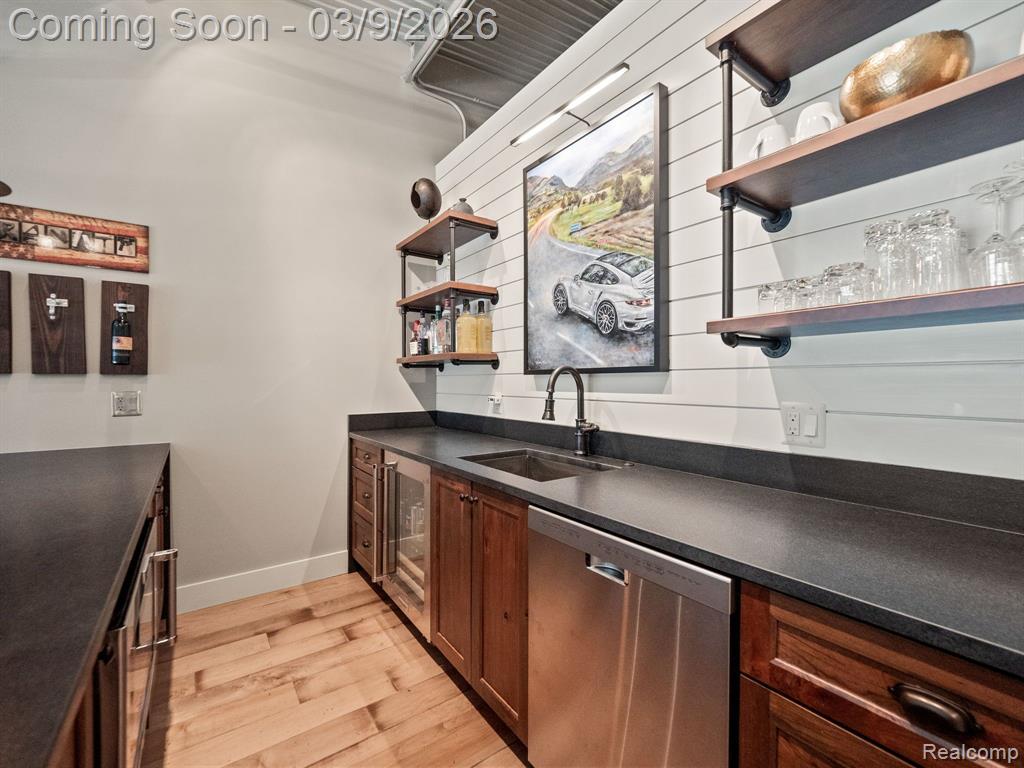 68 PIT Lane, Pontiac, MI 48341 — Photo 13