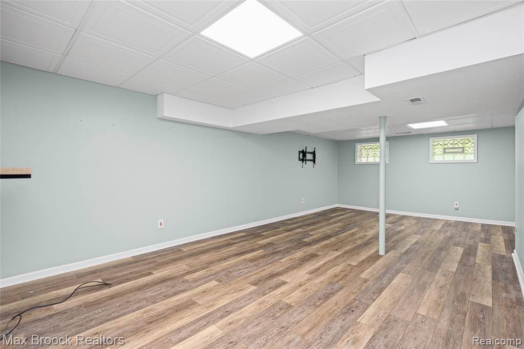 7432 Azalea Court, West Bloomfield, MI — Photo 22