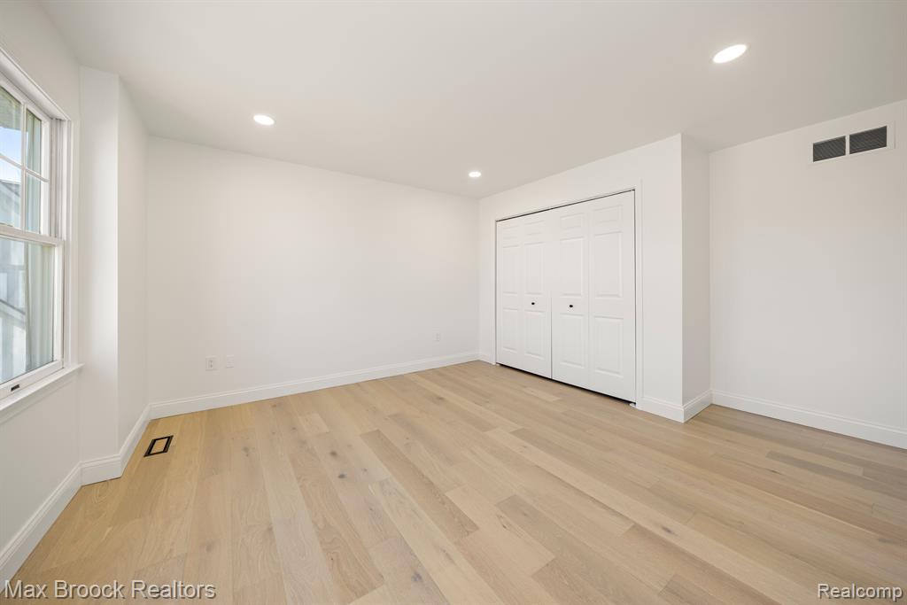 3592 GREAT FALLS Circle, Ann Arbor, MI 48108 — Photo 50