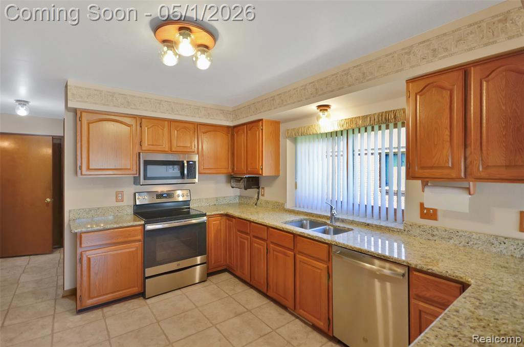 52598 Bordeaux Way, Shelby Twp, MI 48315 — Photo 15