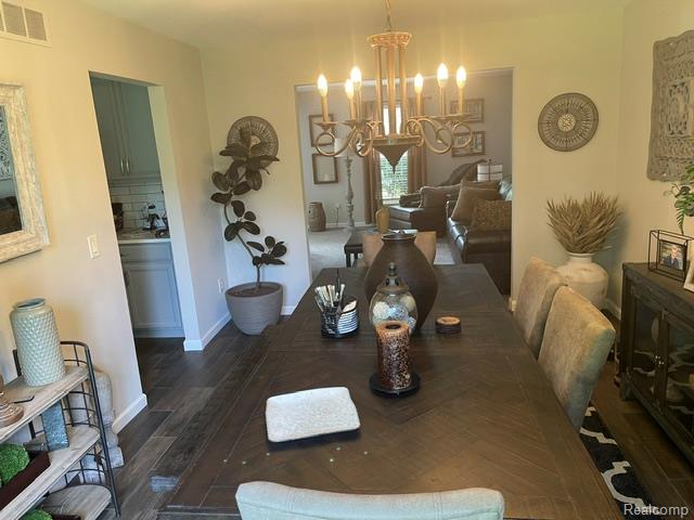 5827 Woodfield Parkway, Grand Blanc, MI 48439 — Photo 26