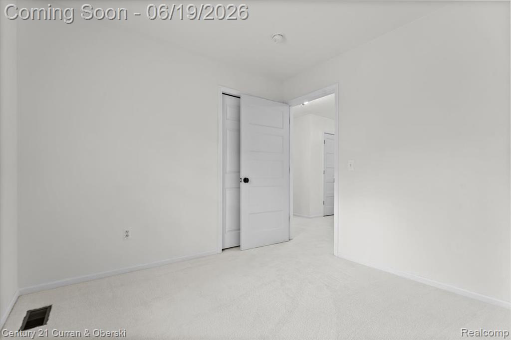 4630 Commerce Woods Drive, Commerce Twp, MI 48382 — Photo 29