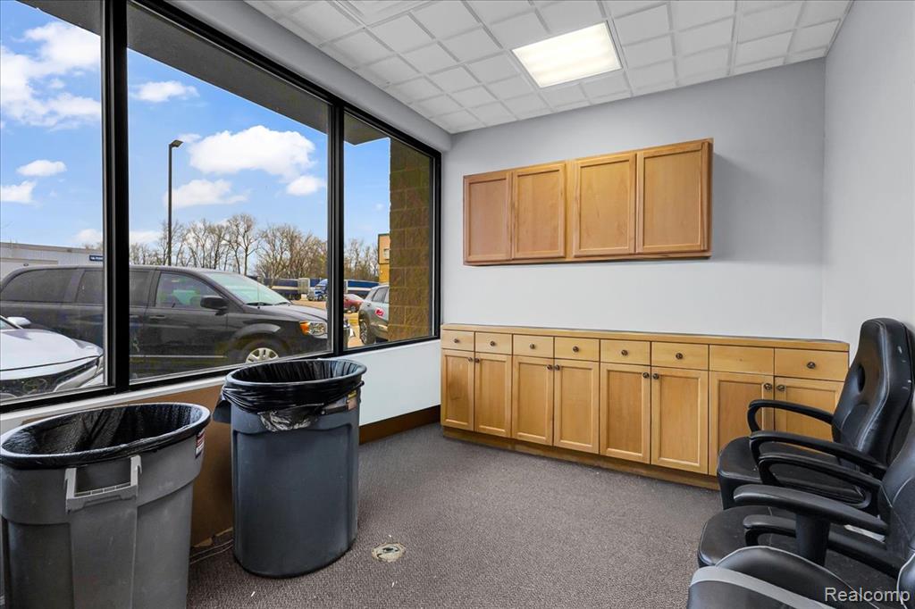 1315 S Waverly Road, Lansing, MI 48917 — Photo 26