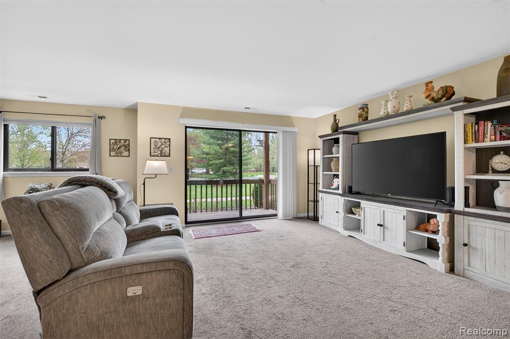 10244 Nancys Boulevard, Grosse Ile, MI 48138 — Photo 4