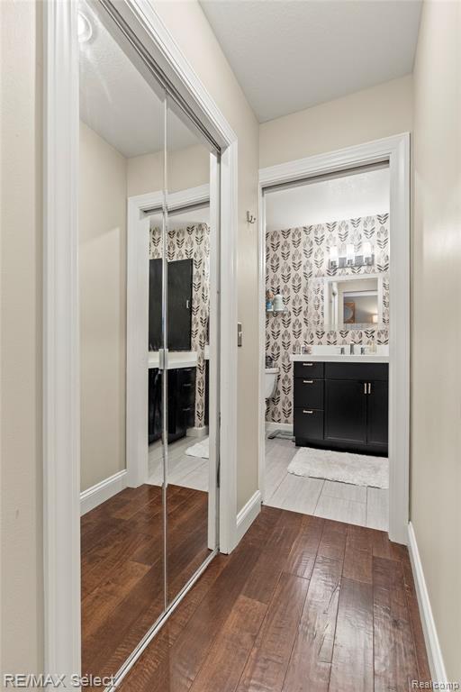 11476 Moffett Court, Fenton, MI 48430 — Photo 32