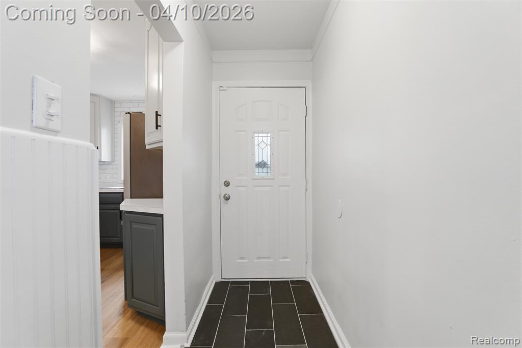20201 Lancaster Street, Harper Woods, MI 48225 — Photo 4