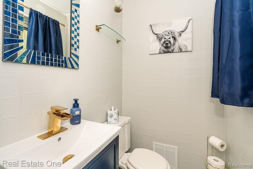 4573 Bernice Avenue, Warren, MI 48091 — Photo 16