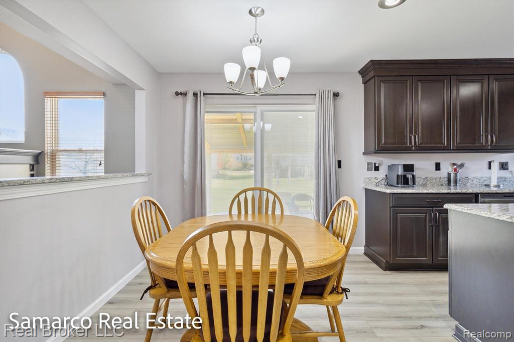 7998 RAYNA, Belleville, MI 48111 — Photo 17