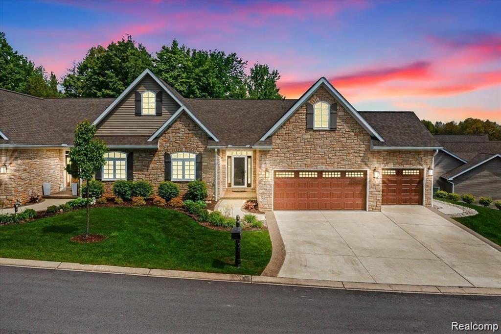 70 FOX HOLLOW Drive, Metamora, MI 48455 — Photo 2